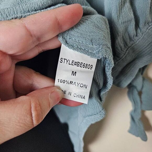 NWOT Papermoon Off Shoulder Blouse - Picture 4 of 6